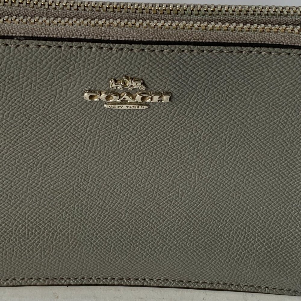 Coach  Double Zip Wristlet – Gray Crossgrain Leather - Picture 2 of 14